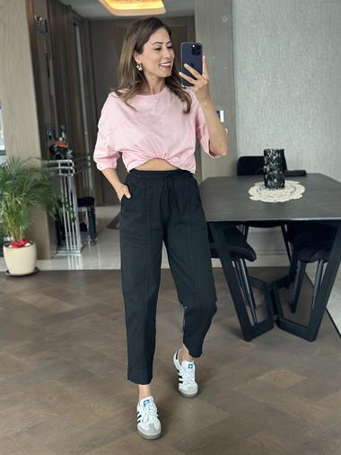 Siyah Gabardin Cebi Biyeli Paçası Minik Yırtmaçlı Kadın Pantolon