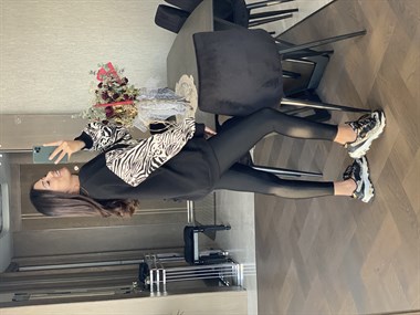 Siyah Gabardin Garnili Bisiklet Yaka Kadın Sweatshirt