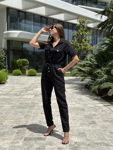 Siyah Gabardin  Kısa Kol Önü Düğmeli Kadın Tulum