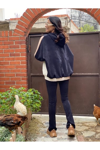 Siyah Garnili Süet Takım