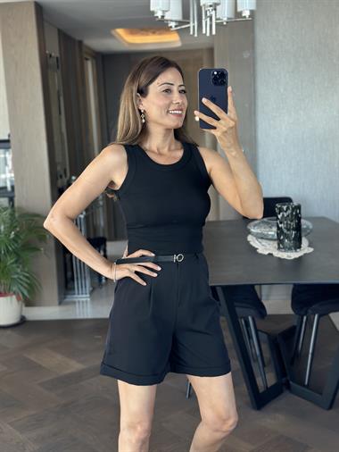 Siyah Geniş Biyeli Halter Yaka Kadın Body