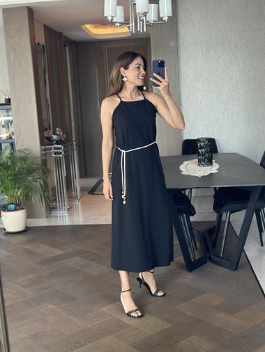 Siyah Ham Keten Yüzücü Yaka Askılı Kemerli Kadın Elbise 
