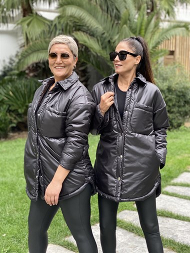 Siyah İçi Elyaf Önü Cepli Kadın Ceket Mont