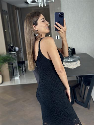 Siyah İnce Askılı Ajur Desenli Triko Kadın Elbise