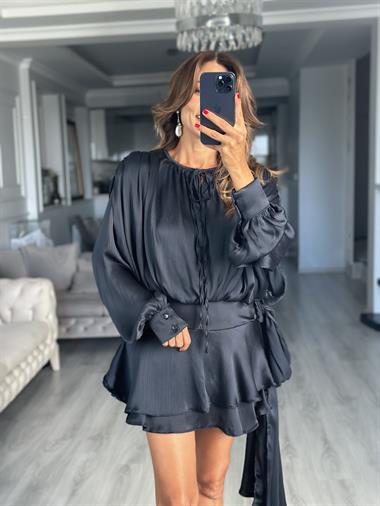 Koyu Lacivert İpek Saten İçi Şortlu Tasarım Kadın Elbise