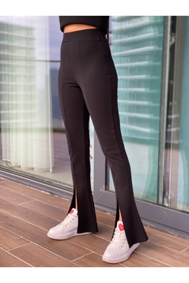 Siyah İspanyol Paçası Yırtmaçlı Krep Pantolon