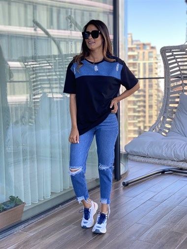 Siyah Jean Detay Yırtıklı Bisiklet Yaka Kadın T-Shirt 