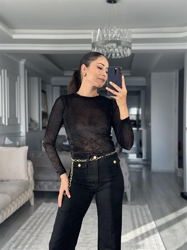 Siyah Kadife Dokulu Bisiklet Yaka Transparan Kadın Bluz