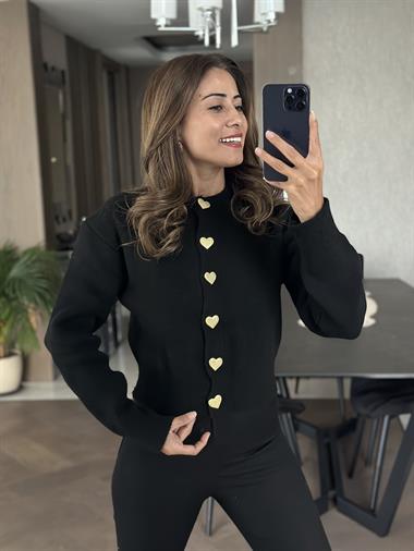 Siyah Kalp Düğmeli Kadın Triko Hırka