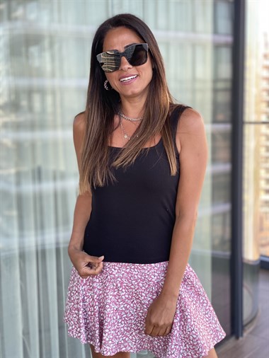 Siyah Kare Yaka Kaşkorse Atlet