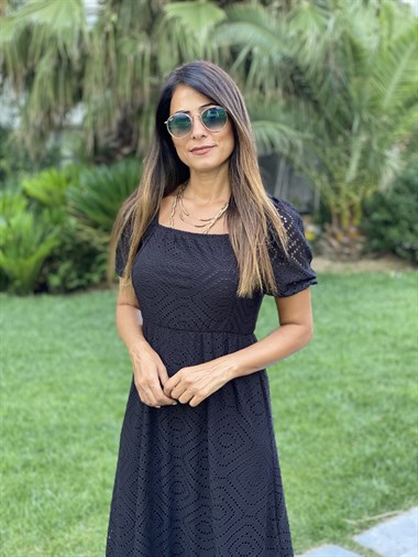 Siyah Kare Yaka Kısa Kol Örme Brode Kadın Elbise