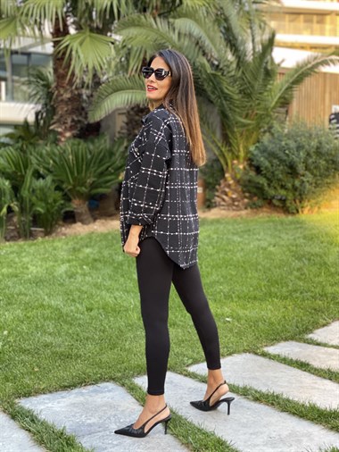 Siyah Kareli Cebi Kapaklı Tüvit Kadın Gömlek
