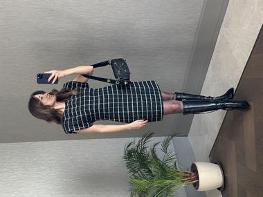 Siyah Kareli Vatkalı Arkası Fermuarlı Sıfır Kol Tüvit Kadın Mini Elbise