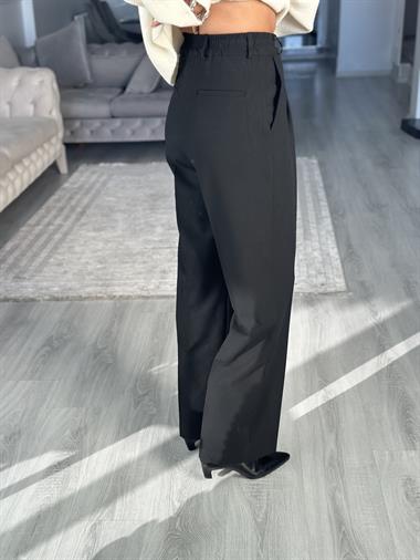 Siyah Karol Kancalı Bol Paça Kadın Kumaş Pantolon