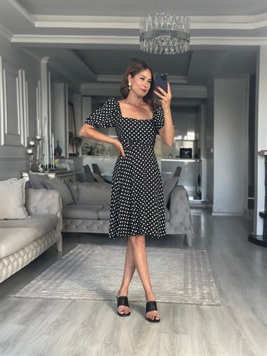 Siyah Karpuz Kol Puantiyeli Kısa Kadın Elbise 
