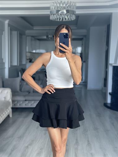 Siyah Katlı Beli Drapeli İçi Şortlu Kadın Mini Etek
