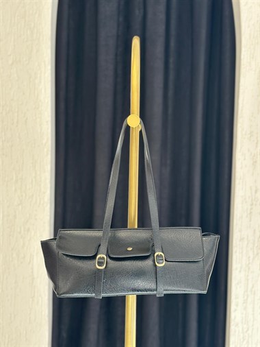 Siyah Kemer Tokalı Diktörtgen Kadın El Ve Omuz Çantası