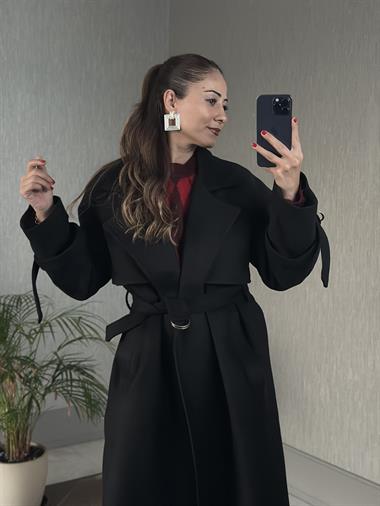 Siyah Kemerli Rahat Kesim Kadın Kaşe Kaban