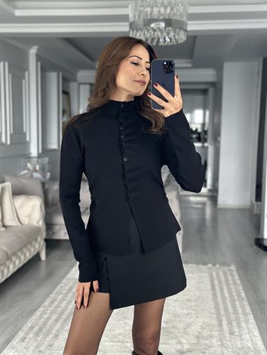 Siyah Kendinden Büzgülü Düğmeli Kadın Triko Hırka