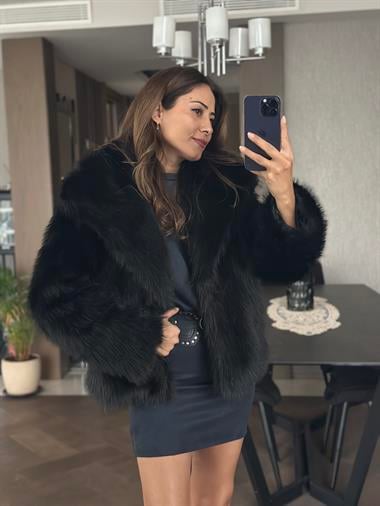 Siyah Kısa Boy Lolita Kadın Kürk Mont