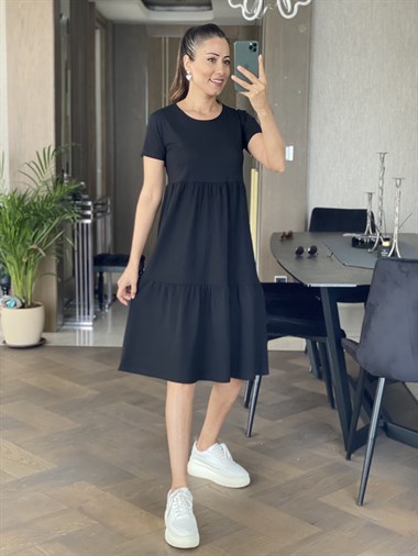 Siyah Kısa Kol Robadan Penye Elbise