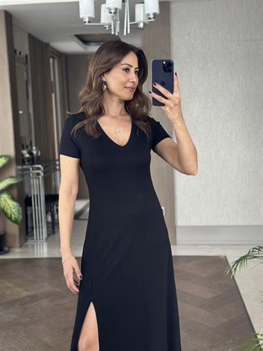 Siyah Kısa Kol V Yaka Önü Yırtmaçlı Modal Kadın Maksi Boy Elbise 