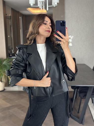 Siyah Kol Kemer Detay Kısa Kadın Deri Trenç