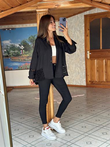 Siyah Kol Ve Yanları Dantel Örgü  Kadın Gömlek