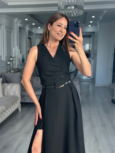 Siyah Kruvaze Yaka Üç Düğmeli Kadın Yelek