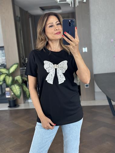 Siyah Kurdele Taşlı Bisiklet Yaka Kadın T-Shirt