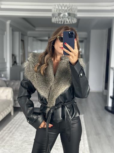 Siyah Kürk Detaylı Kuşaklı Kadın Deri Ceket
