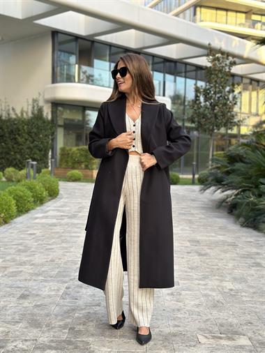 Siyah Kuşaklı Bornoz Model Kaşe Kadın Kaban