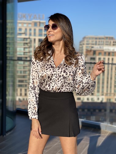 Siyah Leopar Desenli Saten Gömlek