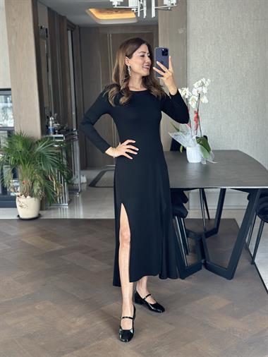 Siyah Likralı Örme Sırtı U Dekolteli Çift Yırtmaçlı Kadın Elbise