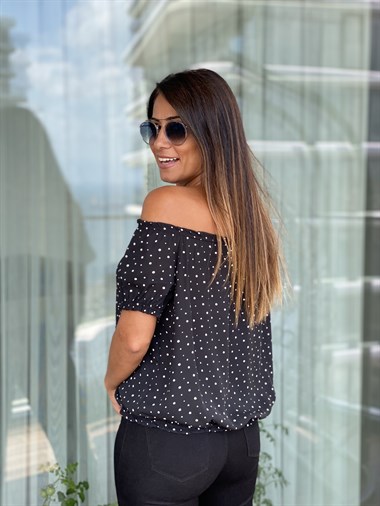 Siyah Madonna Yaka Krep Kadın Bluz