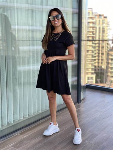 Siyah Mini Robadan Penye Elbise