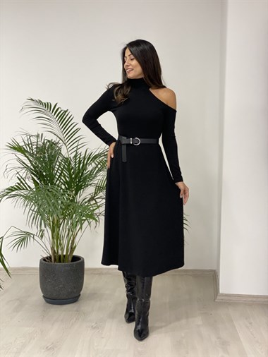 Siyah Omuz Detay Örme Balıkçı Yaka Kadın Elbise