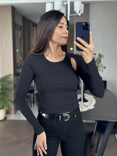Siyah Omzu Açık Uzun Kol  Kadın Body