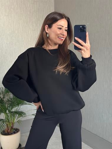 Siyah Omzu Dikiş Detaylı Bisiklet Yaka Şardonlu Kadın Sweatshirt
