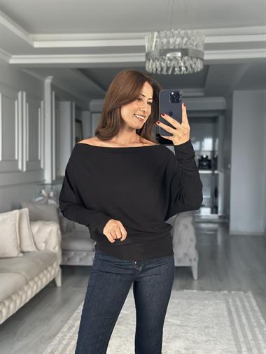 Siyah Omzu Düşük Yarasa Kol Kadın Bluz