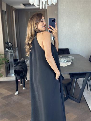 Siyah Ön Yakası İki Düğmeli Maksi Boy Masimo Tnsel Kadın Elbise