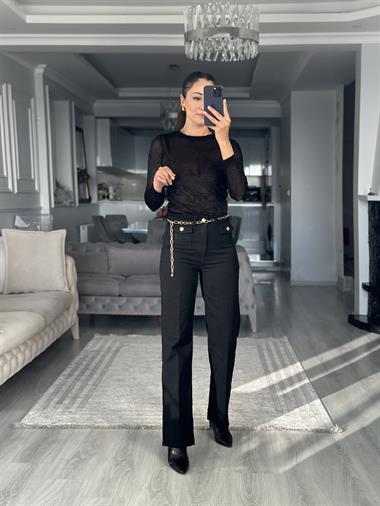Siyah Önden Cep Detaylı Zincir Kemerli Kadın Jean Pantolon