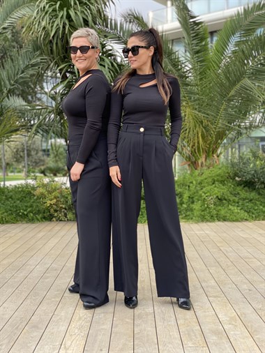 Siyah Önü Dekolteli Fitilli Kaşkorse Kadın Bluz