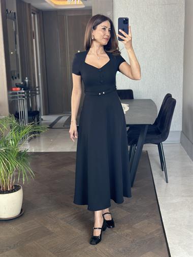 Siyah Öpücük Yaka Vatkalı Önü Düğme Detay Kadın Midi Boy Elbise