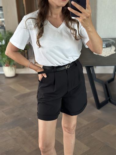 Siyah Orjinal Marka Kemerli Cepli Atlas Kumaş Kadın Şort