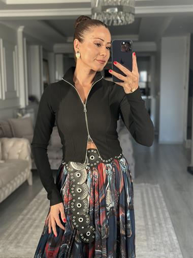 Siyah Ottoman Kumaş Fermuarlı Parmak Geçmeli Kadın Bluz