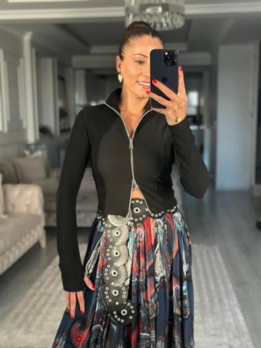 Siyah Ottoman Kumaş Fermuarlı Parmak Geçmeli Kadın Bluz