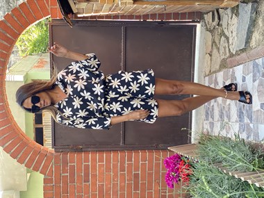 Siyah Papatya Desen Keten Dokulu Kadın Şortlu Takım