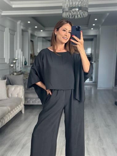 Siyah Pelerin Bluz Pantolon Kadın İkili Takım
