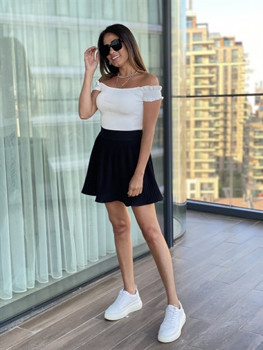 Siyah Pliseli Şortlu Atlas Etek